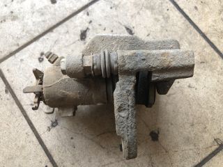 bontott RENAULT MEGANE II Jobb hátsó Féknyereg Munkahengerrel