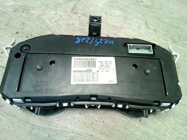 bontott RENAULT MEGANE II Kilométeróra