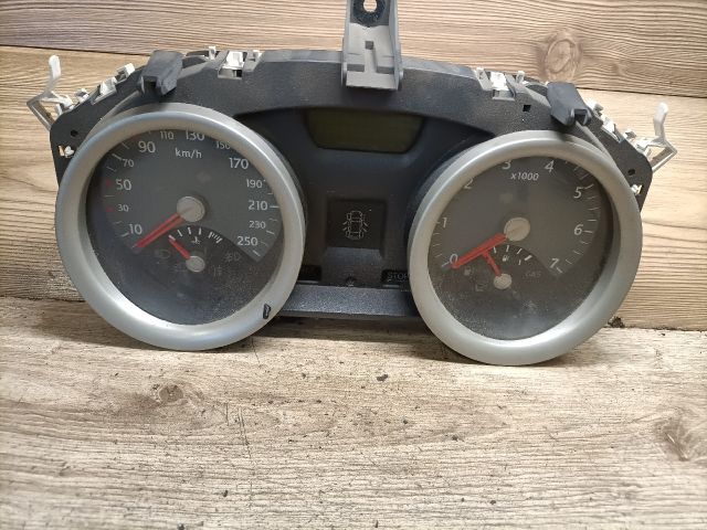 bontott RENAULT MEGANE II Kilométeróra