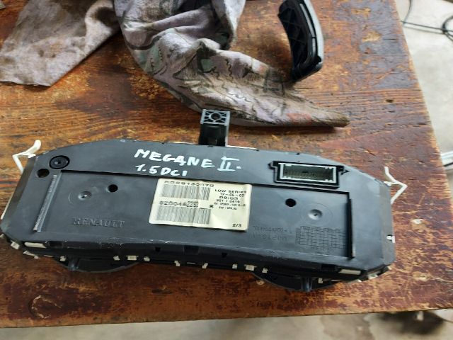 bontott RENAULT MEGANE II Kilométeróra