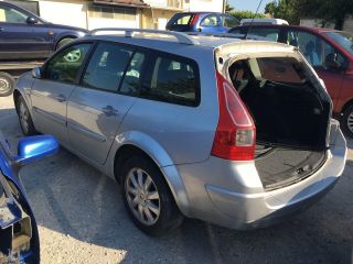 bontott RENAULT MEGANE II Homlokfal (Üres lemez)