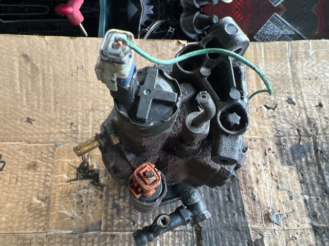 bontott RENAULT MEGANE II Nagynyomású Szivattyú