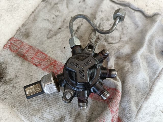 bontott RENAULT MEGANE II Közösnyomócső