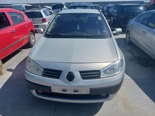 bontott RENAULT MEGANE II Kuplung Szett (Szerkezet, Tárcsa)