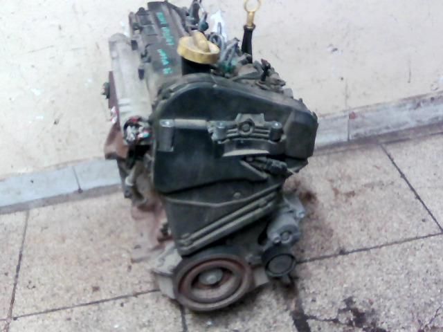 bontott RENAULT MEGANE II Motor (Fűzött blokk hengerfejjel)