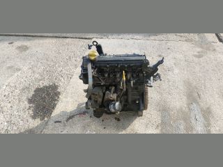 bontott RENAULT MEGANE II Motor (Fűzött blokk hengerfejjel)