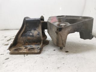 bontott RENAULT MEGANE II Motor Tartó Bak (Fém)