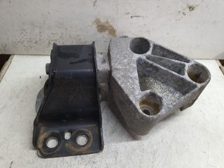 bontott RENAULT MEGANE II Motor Tartó Bak (Fém)