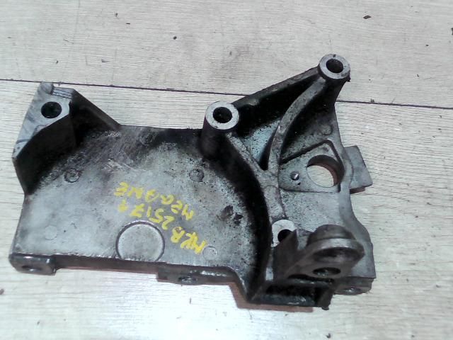 bontott RENAULT MEGANE II Motor Tartó Bak (Fém)