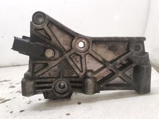 bontott RENAULT MEGANE II Motor Tartó Bak (Fém)