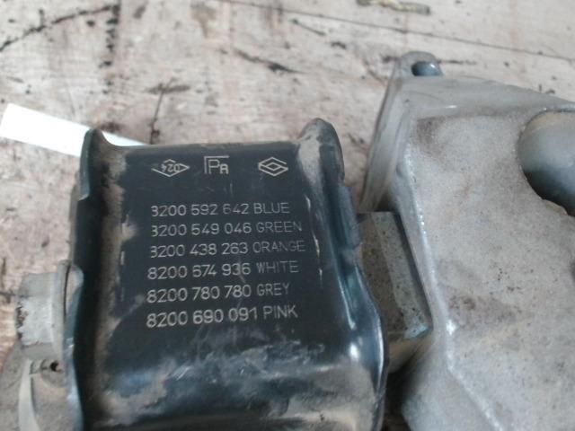 bontott RENAULT MEGANE II Motor Tartó Bak (Fém)