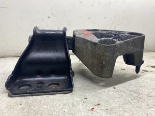 bontott RENAULT MEGANE II Motor Tartó Bak (Fém)