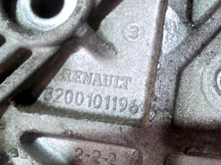 bontott RENAULT MEGANE II Motor Tartó Bak (Fém)