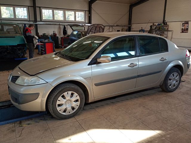 bontott RENAULT MEGANE II Motor Tartó Bak Jobb