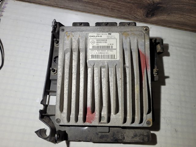 bontott RENAULT MEGANE II Motorvezérlő