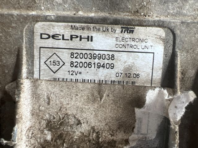 bontott RENAULT MEGANE II Motorvezérlő