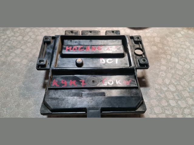 bontott RENAULT MEGANE II Motorvezérlő