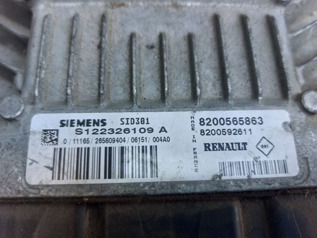bontott RENAULT MEGANE II Motorvezérlő