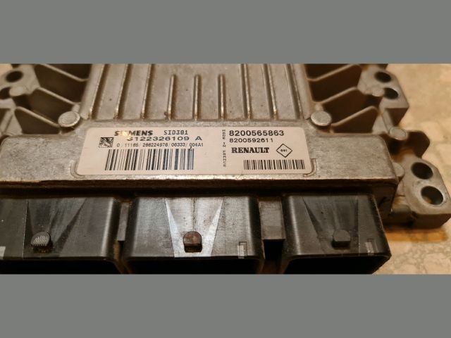 bontott RENAULT MEGANE II Motorvezérlő