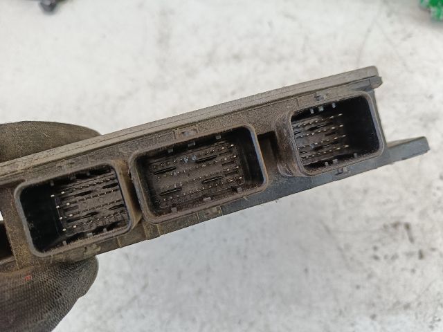 bontott RENAULT MEGANE II Motorvezérlő