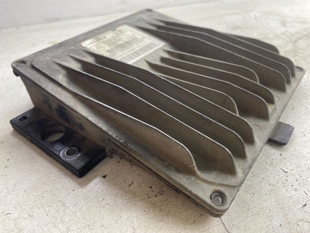 bontott RENAULT MEGANE II Motorvezérlő