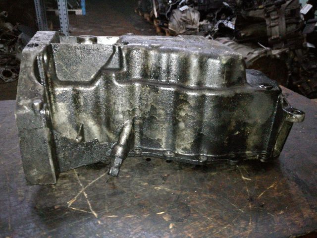 bontott RENAULT MEGANE II Olajteknő