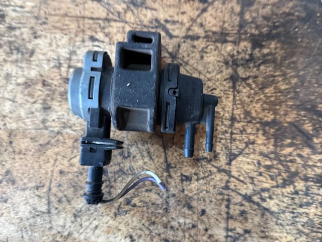 bontott RENAULT MEGANE II Turbó Vákum Szelep