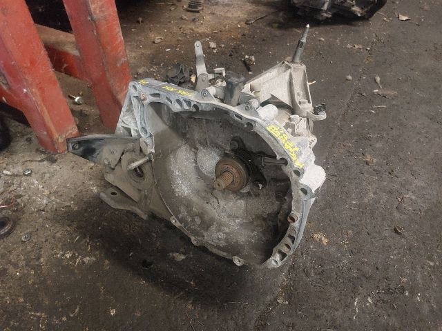 bontott RENAULT MEGANE II Váltó (Mechanikus)