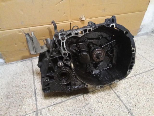 bontott RENAULT MEGANE II Váltó (Mechanikus)