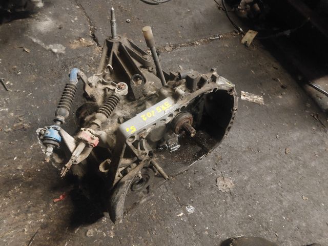 bontott RENAULT MEGANE II Váltó (Mechanikus)