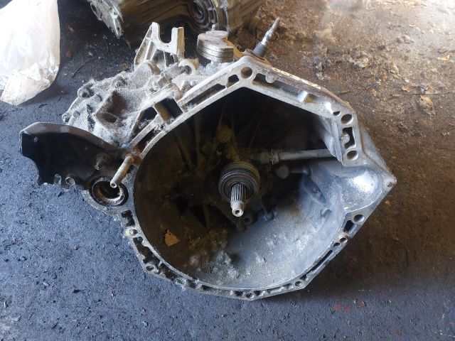 bontott RENAULT MEGANE II Váltó (Mechanikus)