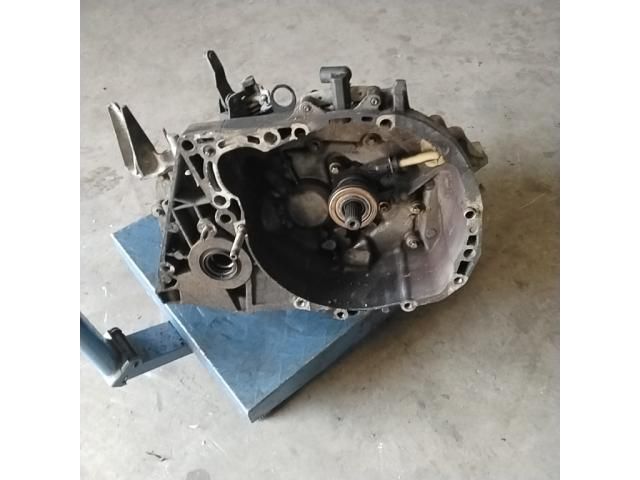 bontott RENAULT MEGANE II Váltó (Mechanikus)