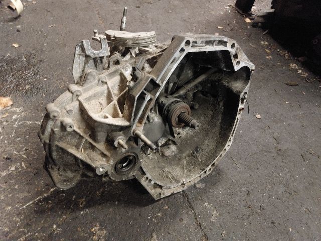 bontott RENAULT MEGANE II Váltó (Mechanikus)