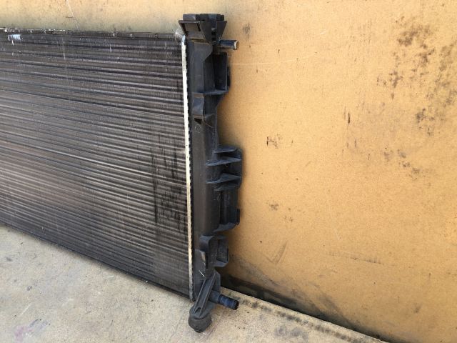 bontott RENAULT MEGANE II Vízhűtő Radiátor (Klímás)