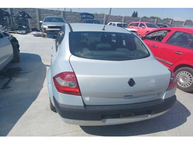 bontott RENAULT MEGANE II Vízhűtő Radiátor (Klímás)