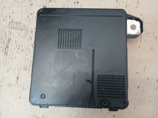 bontott RENAULT MEGANE II Biztosítéktábla Motortér