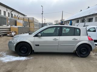 bontott RENAULT MEGANE II Bal első Csonkállvány Kerékaggyal