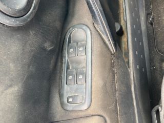 bontott RENAULT MEGANE II Bal első Féknyereg Munkahengerrel