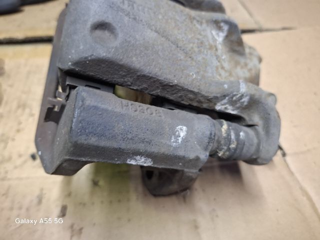 bontott RENAULT MEGANE II Bal első Féknyereg Munkahengerrel