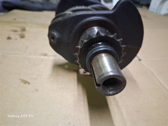 bontott RENAULT MEGANE II Főtengely (Magában)