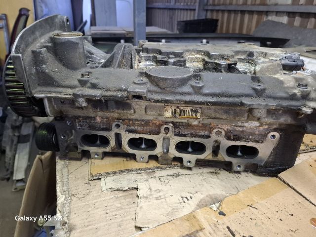 bontott RENAULT MEGANE II Hengerfej