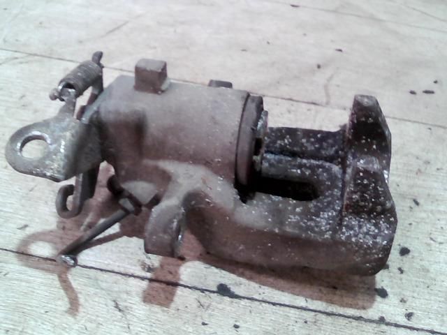 bontott RENAULT MEGANE II Jobb hátsó Féknyereg Munkahengerrel