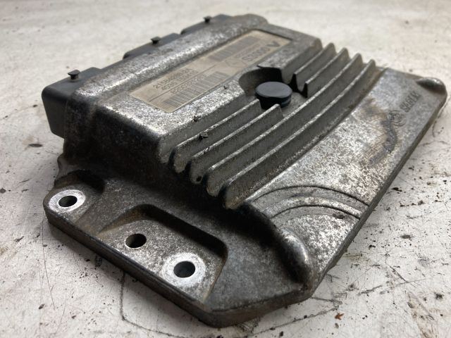 bontott RENAULT MEGANE II Motorvezérlő