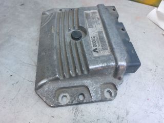 bontott RENAULT MEGANE II Motorvezérlő
