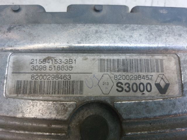 bontott RENAULT MEGANE II Motorvezérlő