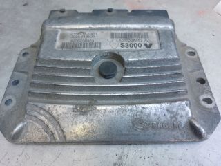 bontott RENAULT MEGANE II Motorvezérlő