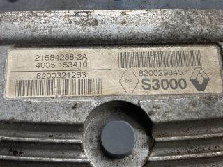 bontott RENAULT MEGANE II Motorvezérlő