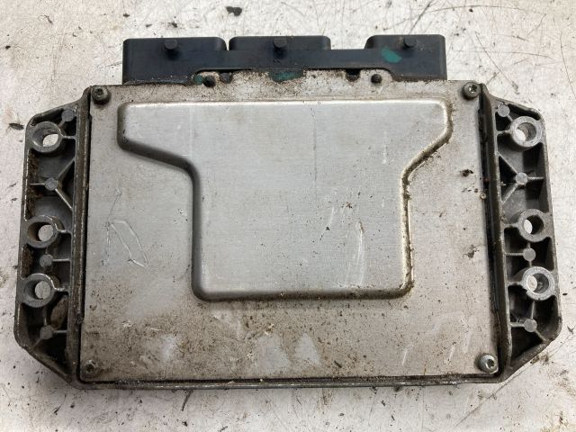 bontott RENAULT MEGANE II Motorvezérlő