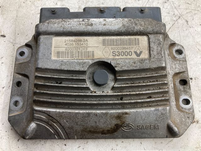 bontott RENAULT MEGANE II Motorvezérlő