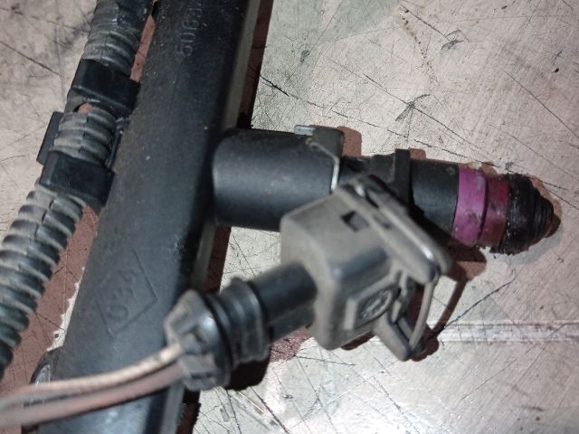 bontott RENAULT MEGANE II Porlasztó (1 db)